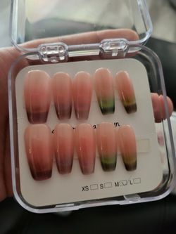 Press On Fake Nails