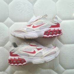 Nike Zoom Airs Size 8 In Woman's 