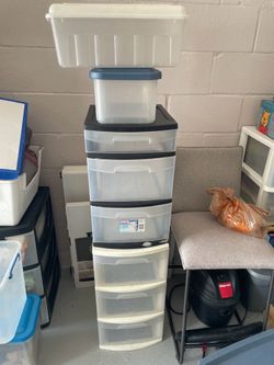 Plastic drawers