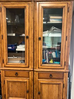 Tommy Bahamas Armoire, Cabinet
