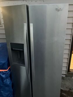 Whirlpool Side by Side Fridge