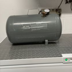 9 Gallon Air Tank 
