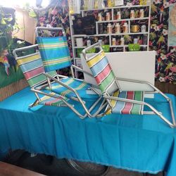 3 Debro Beach Chairs $7 A Piece