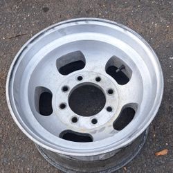 4 set 8 lugs slotte wheels 