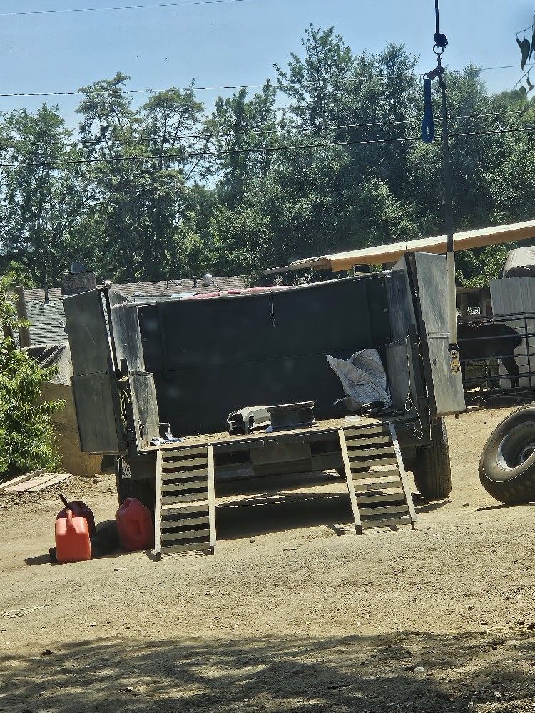 2019 Lamar Dump Trailer