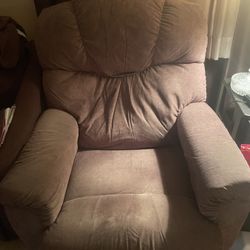 Furniture: Moving Sale