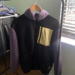 PUMA x Pokémon : Pikachu Puma Black & Purple Faux Shearling Jacket