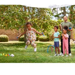 5 OBSTACLE COURSES – Develop kids’ coordination with the easy to set up obstacle course: Hoop run, soccer skills, tunnel crawl, hurdle jump, and ultim