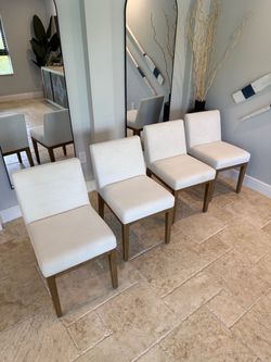 Set of four Restoration Hardware Morgan side chair white, RH dining. Oak wood.