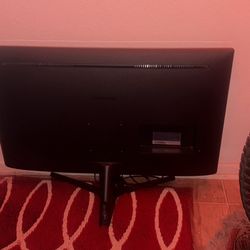 Samsung 32” 4K UHD Monitor - Great Condition