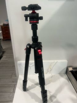 MACTREM Camera Tripod, 67 inch/172cm Aluminum Travel Tripod & Monopod with 360°Ball Head, Lightweight Camera Stand for Smartphone iPad Canon Nikon Son