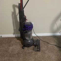 Dyson Vacuum 