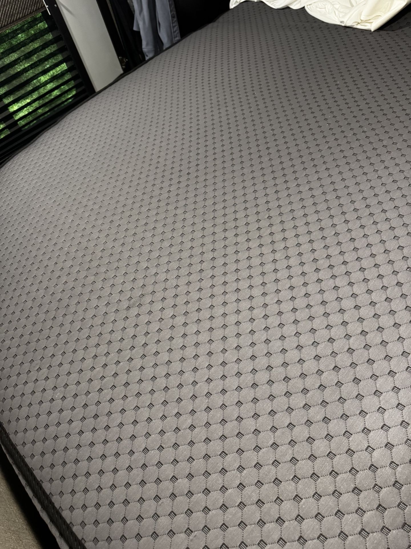 RV Queen Size Mattress- Jayco Trailer