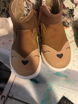 Oshkosh high top fox sneakers