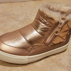 Girls Boots
