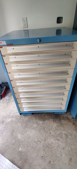 LYON Industrial 10-Drawer Tool Cabinet – Heavy Duty