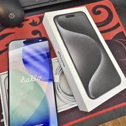 iPhone 15 Pro max 1 TB factory Unlock