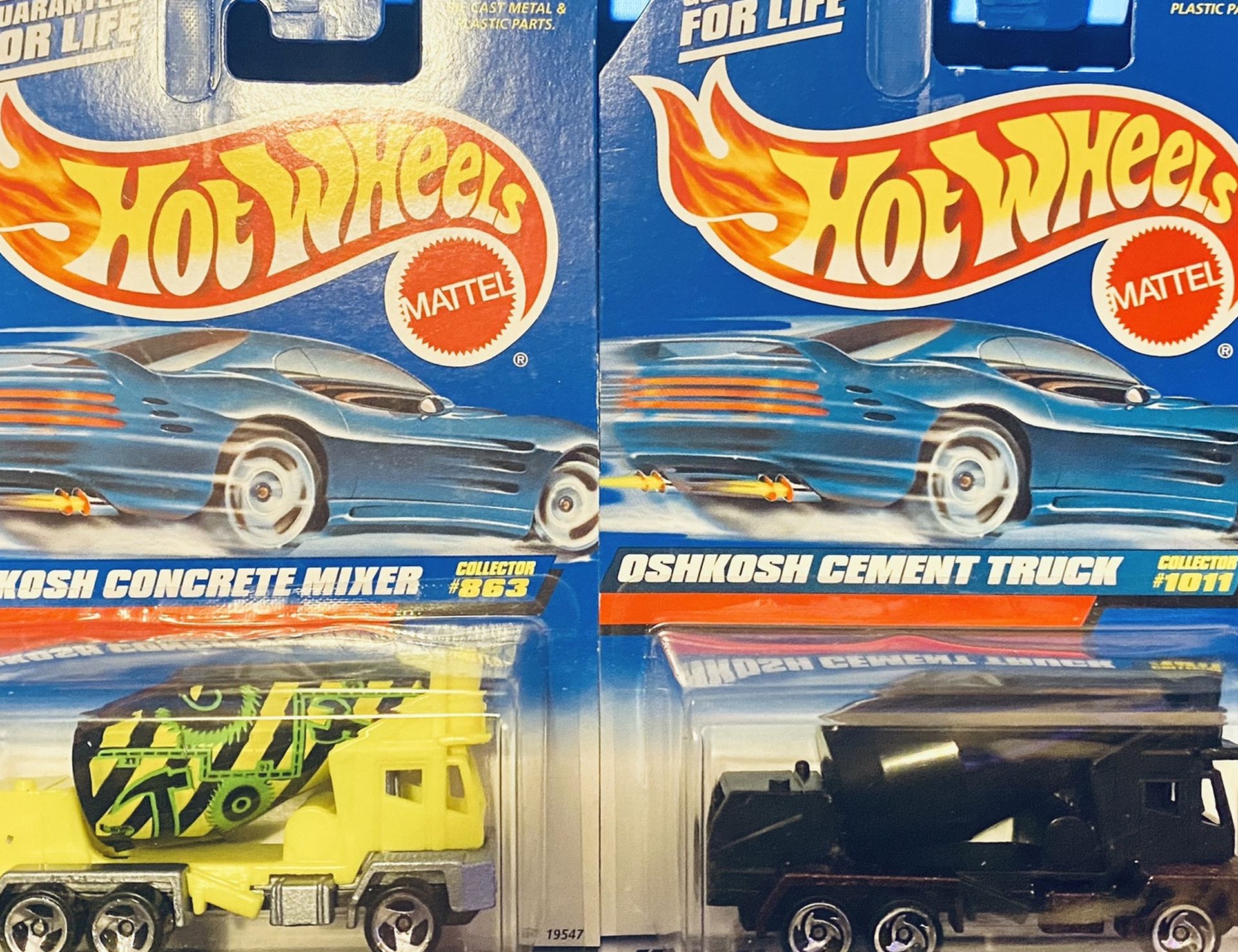 Hot wheels Oshkosh cement truck 2-pack Collector number 863 and collector number 1011 new