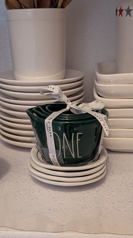 Rae Dunn Dark Green Measuring Cups