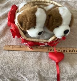 PUPPIES IN A BASKET RECITED AS A GIFT GREAT CLEAN CONDITION NO DAMAGE OR ODOR ASKING 5