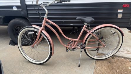 Girls beach cruiser
