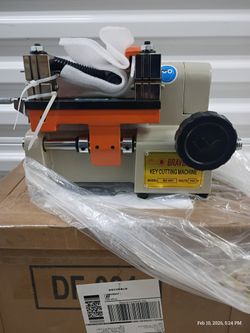Key Cutting Machine 🗝️🔐