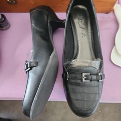 Black Life Stride Heels