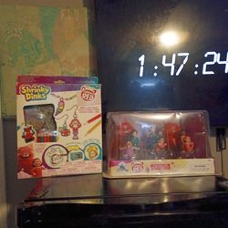 Turning red Shrinky dink and deluxe figure set