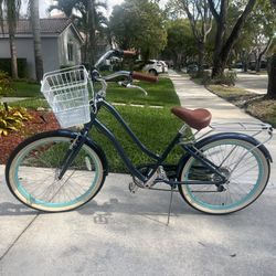 SIXTHREEZERO Journey Women's Beach Cruiser Bike