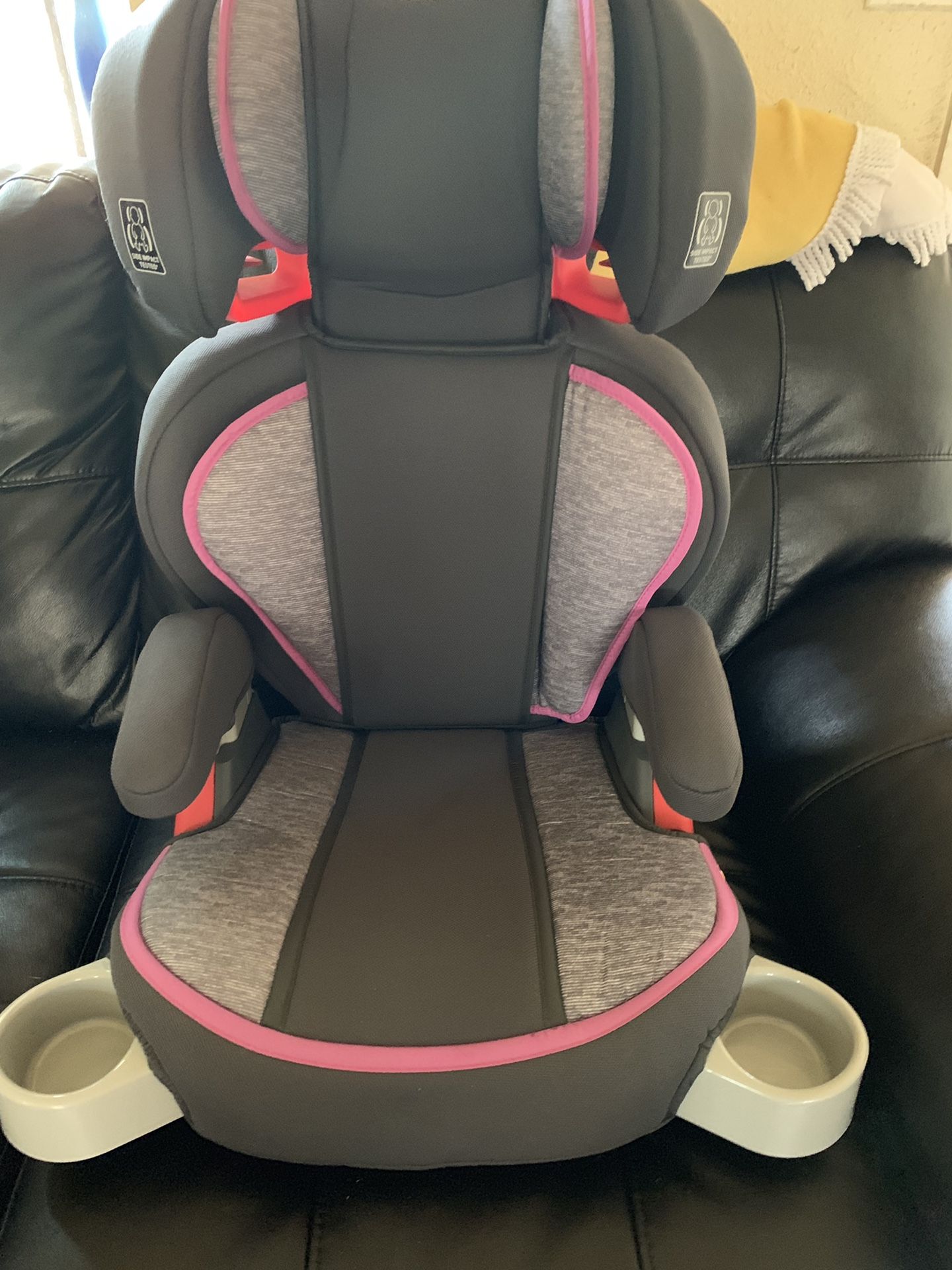 Graco pink carseat