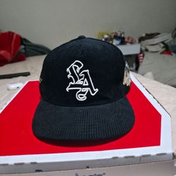 DVNIEL.LUU OG LA Dreams Don't Sleep corduroy snapback hat