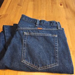 NEW Men's RUSTLER Blue Jeans Size 42Wx30L (SE San Diego)