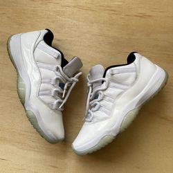 Jordan 11 Low Legend Blue