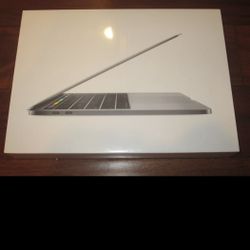 MacBook Pro 13 Brand New Sealed 