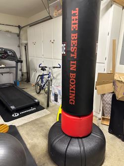 Ringside Elite 6’4” Free-Standing Punching Bag – Like New