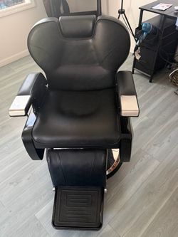 Barber chair