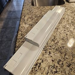 Under Cabinet Light