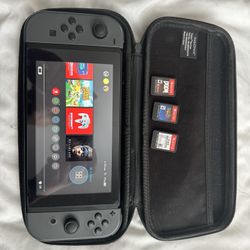 Nintendo Switch 1 With 3 Games