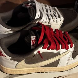 Travis Scott Jordan 1 Reverse Mocha