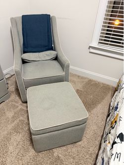 Comfortable Gray Glider Rocking Chair with Ottoman – Nursery or Reading Chair