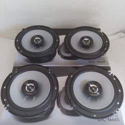 KENWOOD 2 PAIRS 6.5 INCH 2 WAY 300 WATTS CAR SPEAKER ( BRAND NEW PRICE IS LOWEST  )
