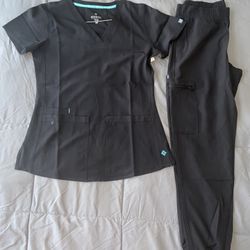 MedCouture scrubs - Please Read Description 