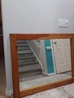 Kincaid Wood Framed Wall Mirror (Farmhouse)