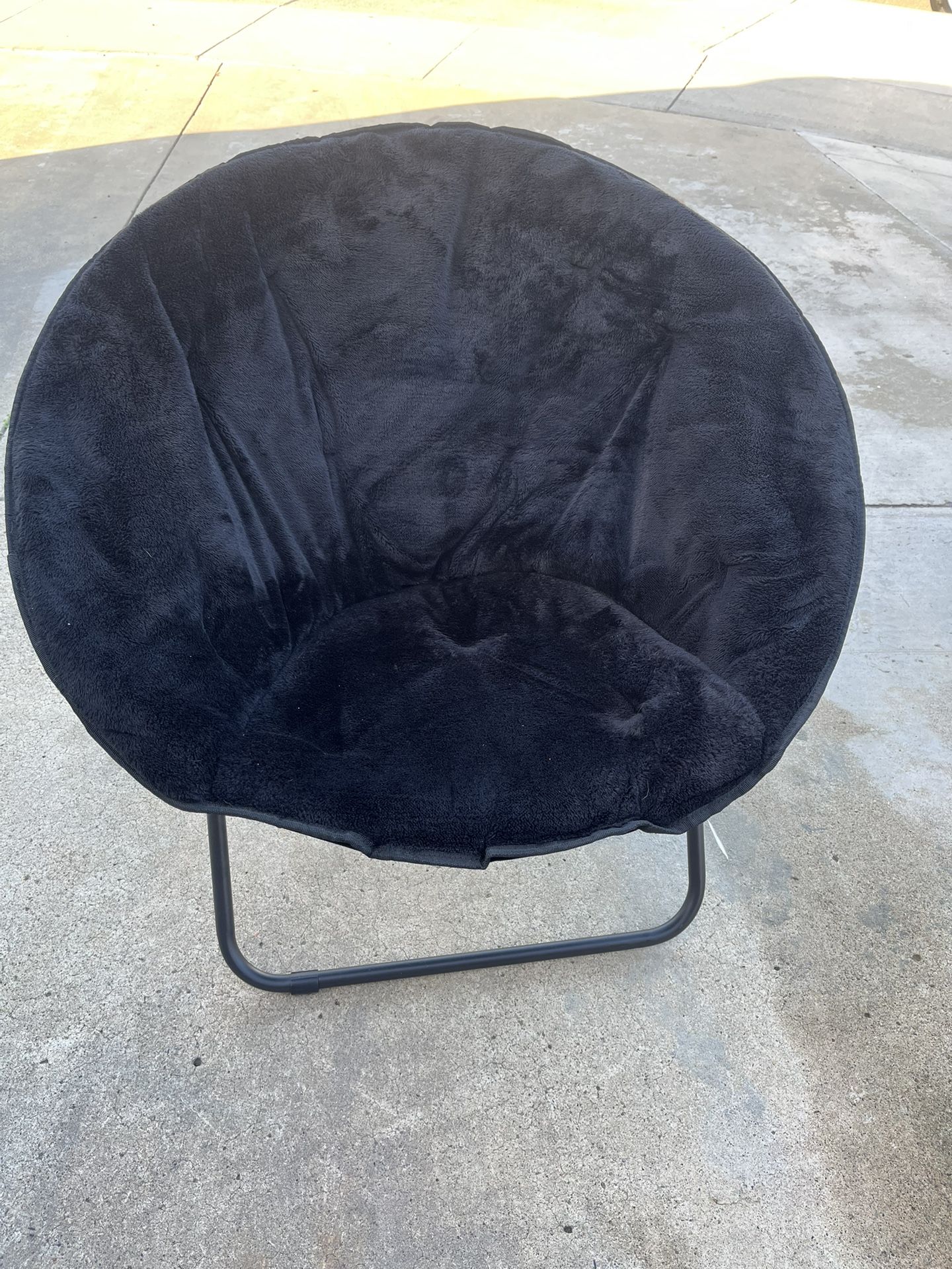 Plush Saucer Chair