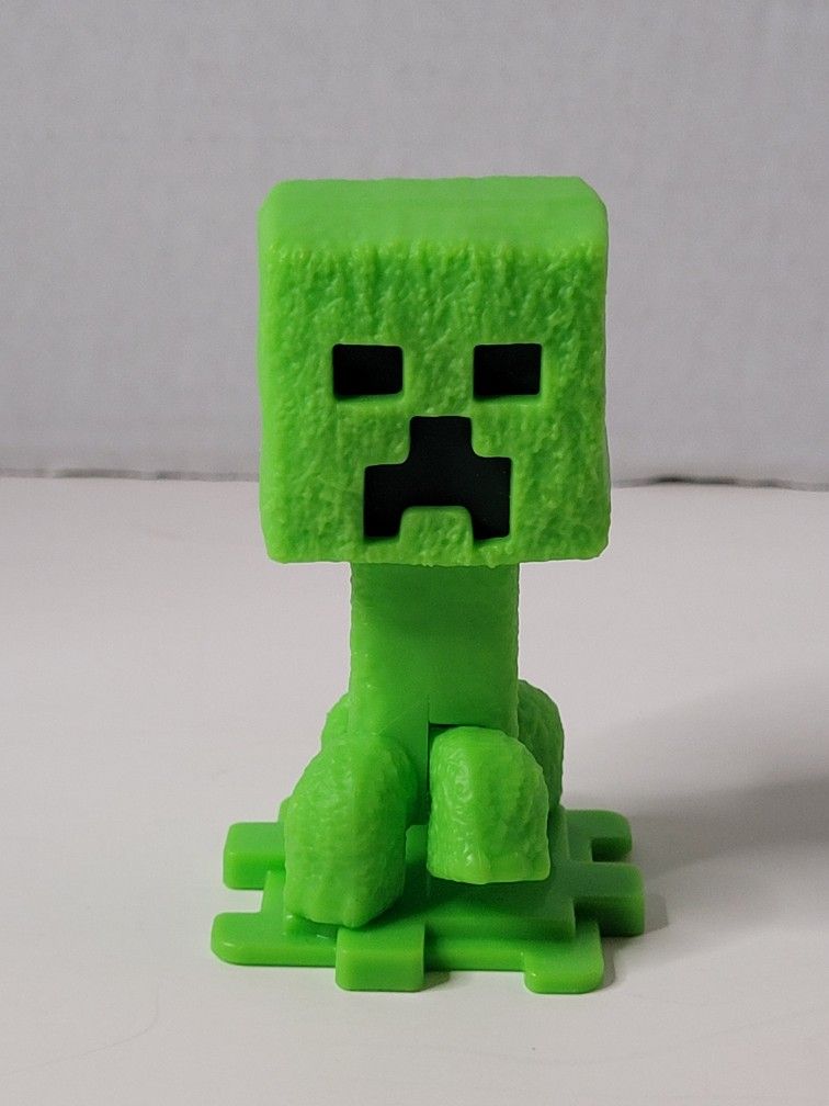 McDonald’s A Minecraft Movie 2025 CREEPER Toy Figure Kids Happy meal