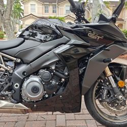 2024 Susuky Gsx 1000 gt