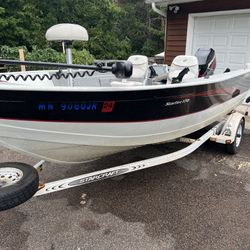 2000 StarCraft Fishing Boat