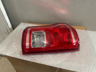 2015-2017 ford F150 left tail light