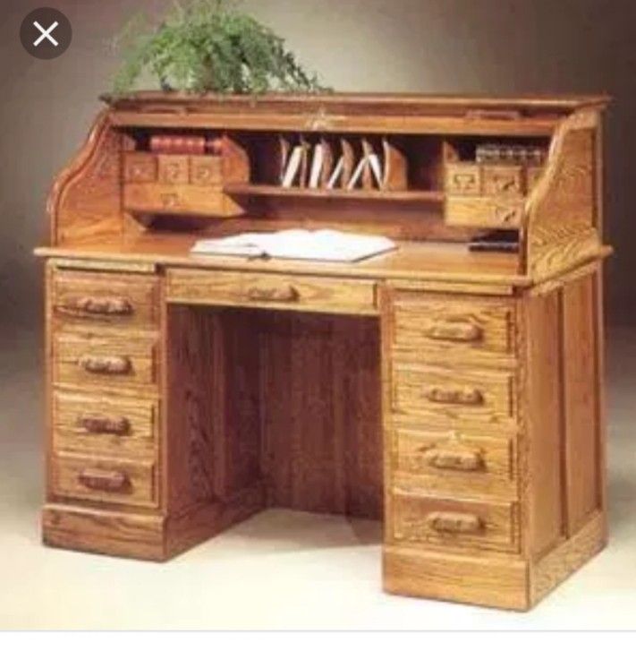 Desk antique