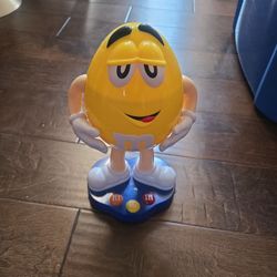 M&M Dispenser